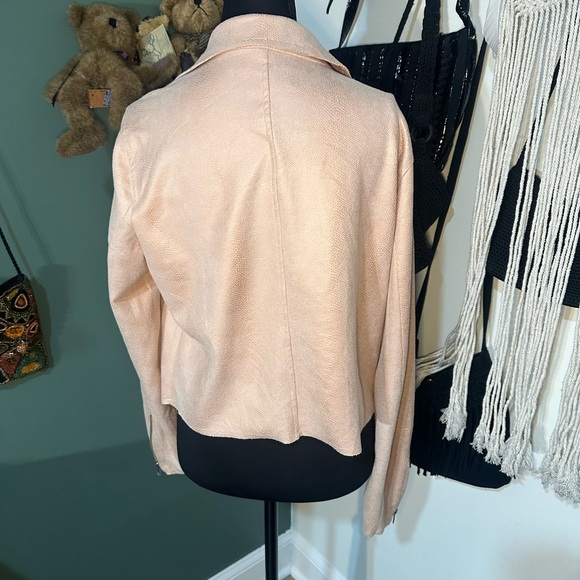 Skies Are Blue Tan Faux Suede Moto Jacket Size Large Draped Zip Front - Picture 4 of 6